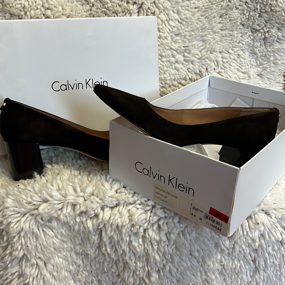 Calvin Klein brown suede like new!